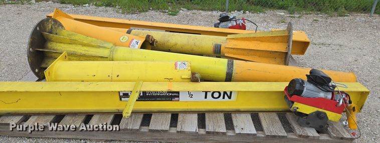 image for item EN3810 (2) handling systems international hoist