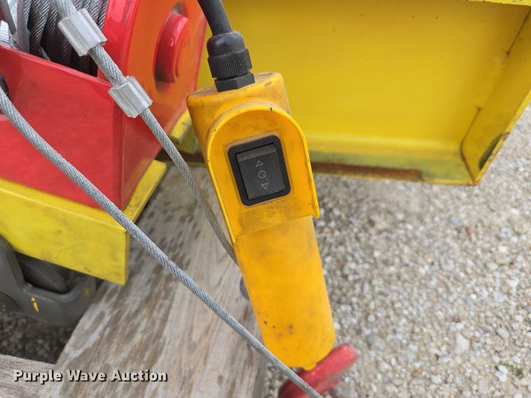 image for item EN3810 (2) handling systems international hoist