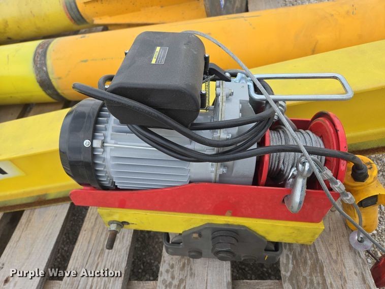 image for item EN3810 (2) handling systems international hoist