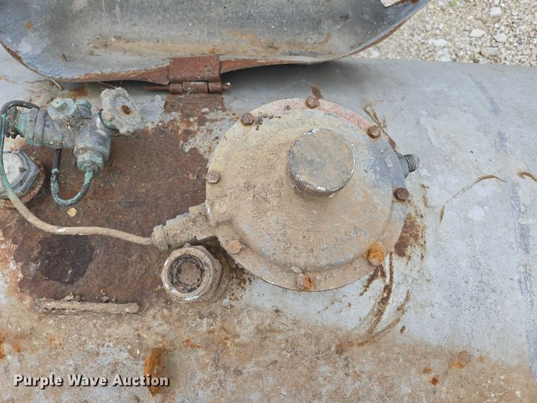 image for item EN3812 Propane tank