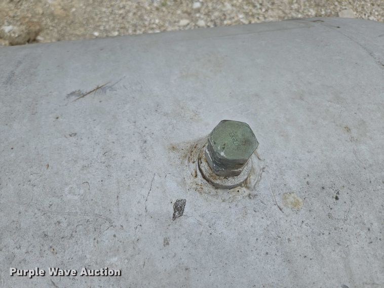 image for item EN3812 Propane tank