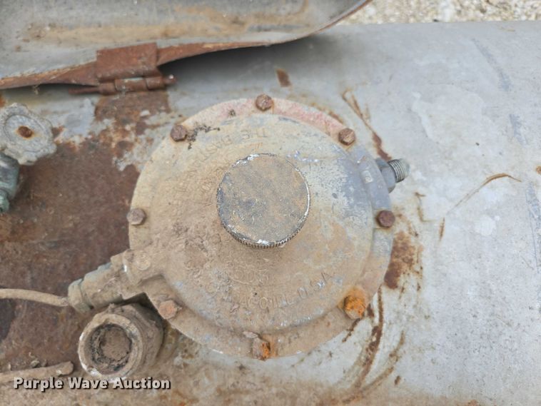 image for item EN3812 Propane tank