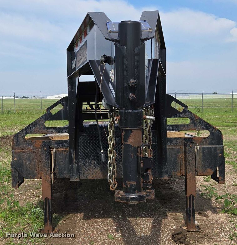 image for item EN8037 2017 Midsota FB32GN tilt deck equipment trailer