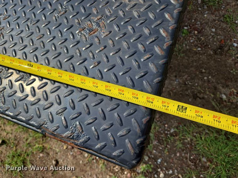 image for item EN8037 2017 Midsota FB32GN tilt deck equipment trailer