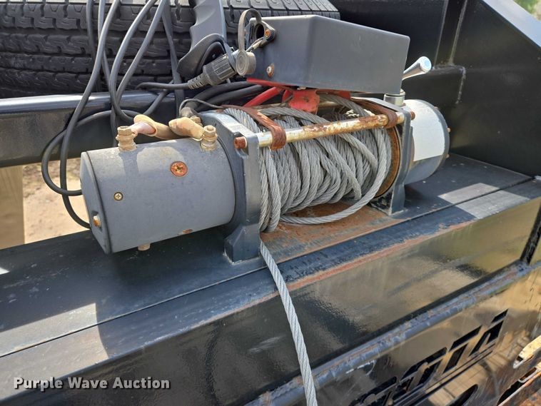 image for item EN8037 2017 Midsota FB32GN tilt deck equipment trailer