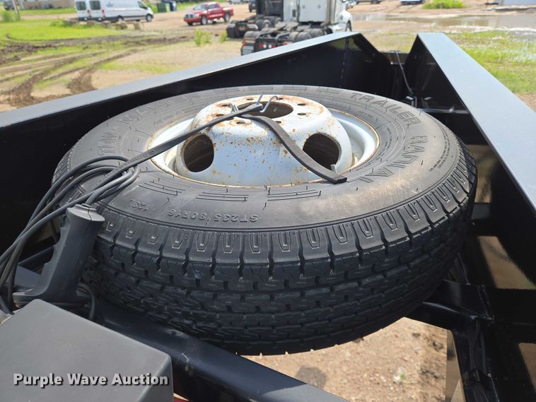 image for item EN8037 2017 Midsota FB32GN tilt deck equipment trailer