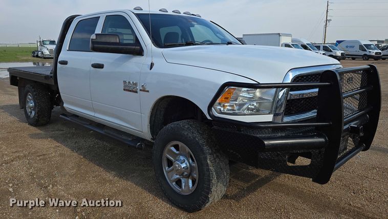 image for item EN8040 2018 Dodge Ram 2500 Crew Cab flatbed pickup truck