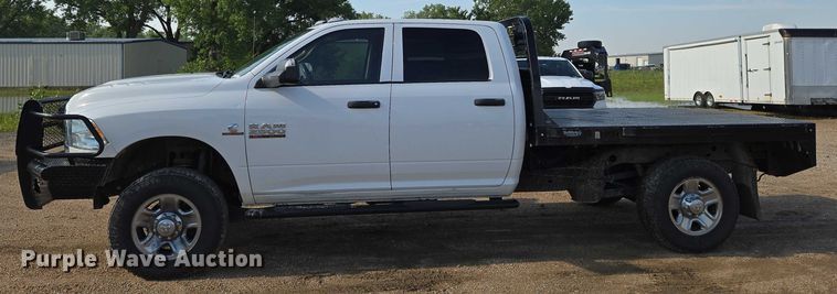 image for item EN8040 2018 Dodge Ram 2500 Crew Cab flatbed pickup truck