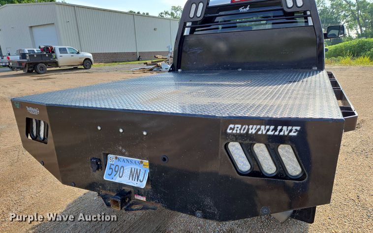 image for item EN8040 2018 Dodge Ram 2500 Crew Cab flatbed pickup truck