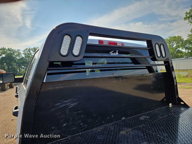 image for item EN8040 2018 Dodge Ram 2500 Crew Cab flatbed pickup truck