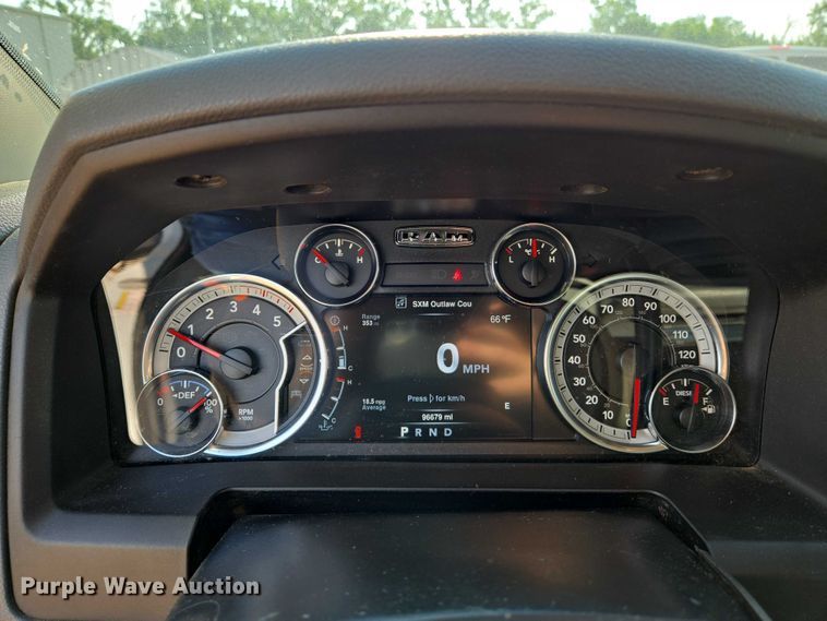 image for item EN8040 2018 Dodge Ram 2500 Crew Cab flatbed pickup truck