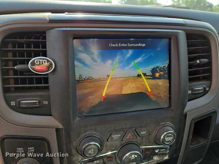 image for item EN8040 2018 Dodge Ram 2500 Crew Cab flatbed pickup truck