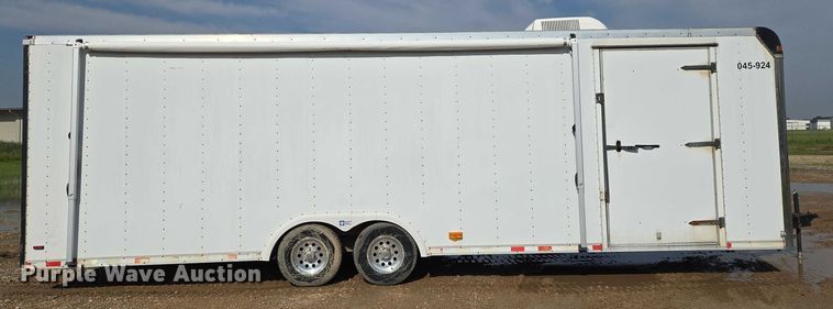 image for item EN8041 2001 Pace enclosed cargo trailer