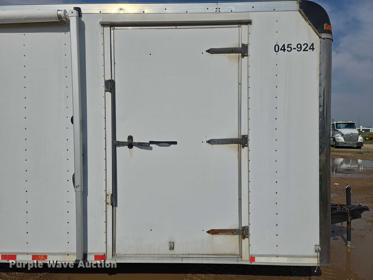 image for item EN8041 2001 Pace enclosed cargo trailer