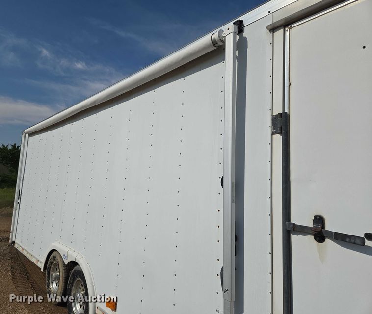 image for item EN8041 2001 Pace enclosed cargo trailer