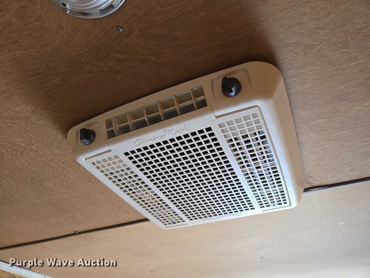 image for item EN8041 2001 Pace enclosed cargo trailer