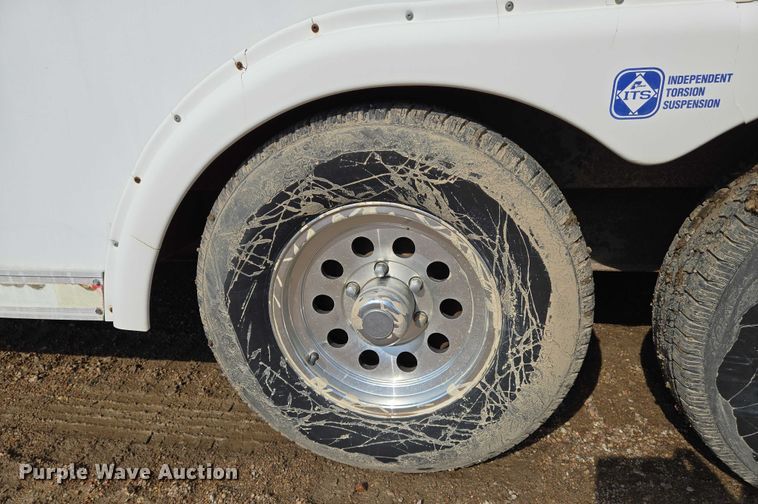 image for item EN8041 2001 Pace enclosed cargo trailer