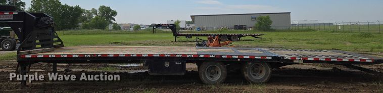 image for item EN8042 2018 Midsota FB32GN tilt deck equipment trailer