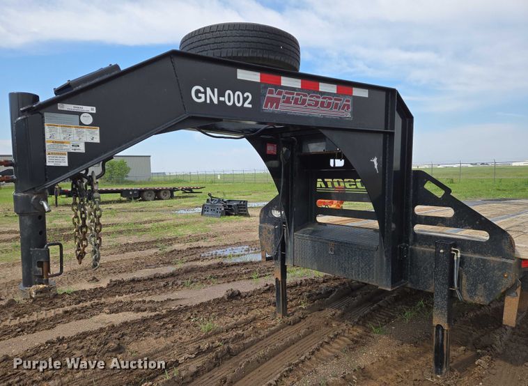 image for item EN8042 2018 Midsota FB32GN tilt deck equipment trailer