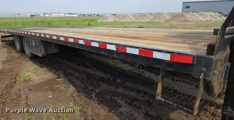 image for item EN8042 2018 Midsota FB32GN tilt deck equipment trailer