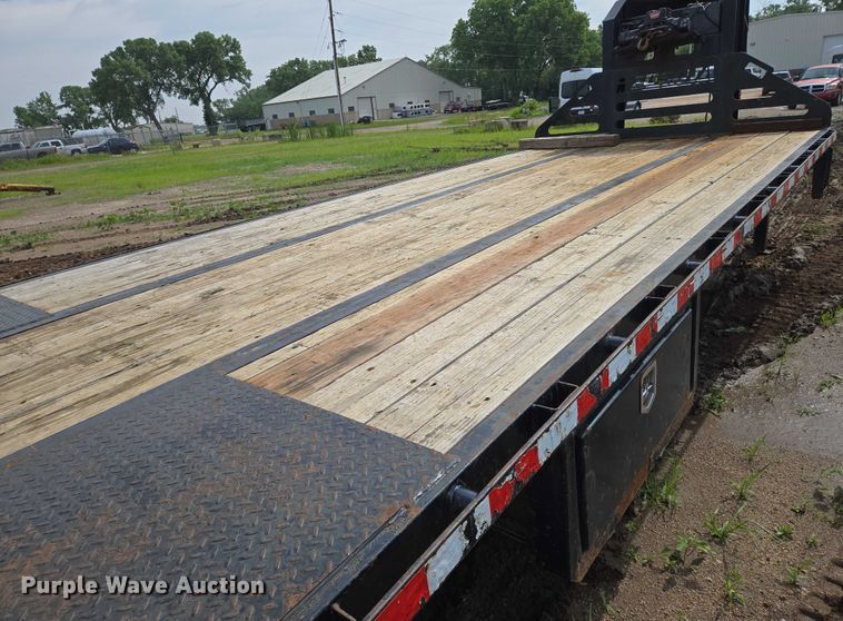 image for item EN8042 2018 Midsota FB32GN tilt deck equipment trailer