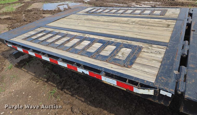 image for item EN8042 2018 Midsota FB32GN tilt deck equipment trailer