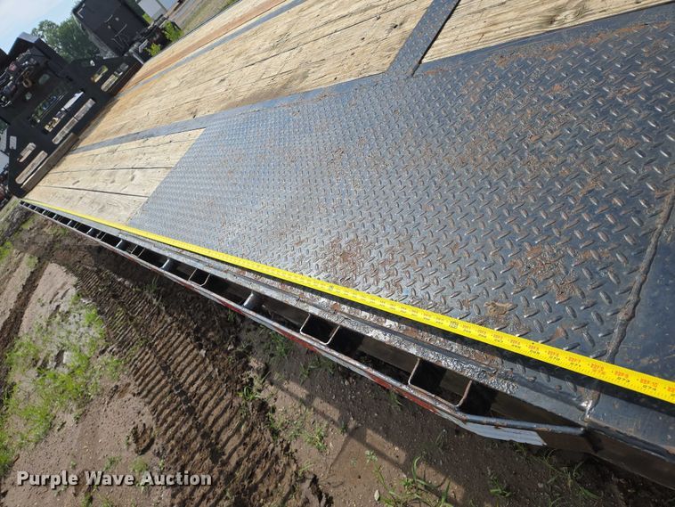 image for item EN8042 2018 Midsota FB32GN tilt deck equipment trailer