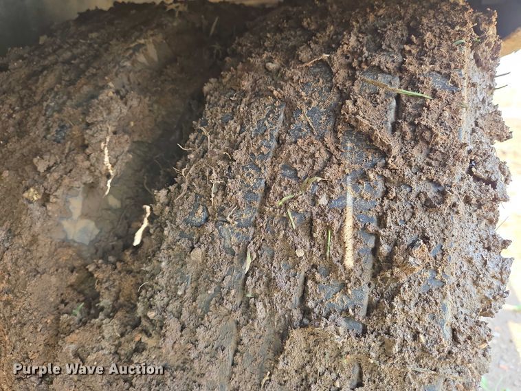 image for item EN8042 2018 Midsota FB32GN tilt deck equipment trailer