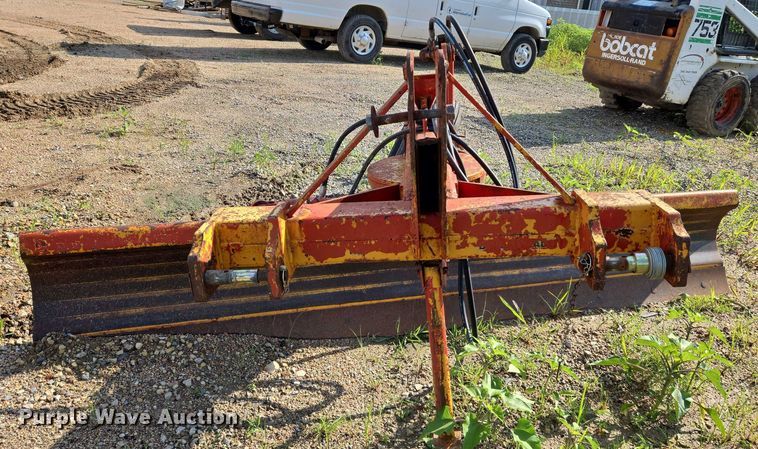 image for item EN8043 Three point blade