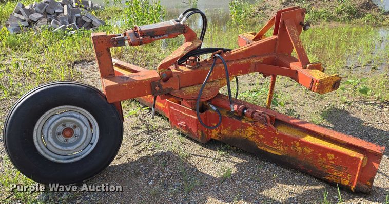 image for item EN8043 Three point blade