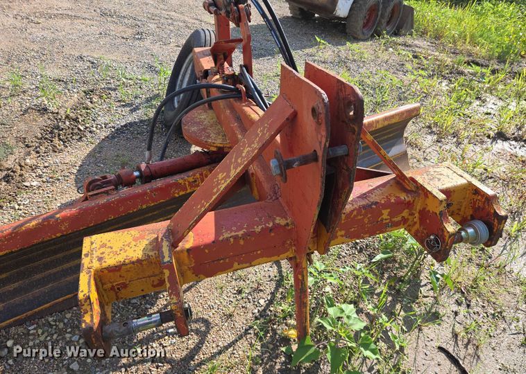 image for item EN8043 Three point blade