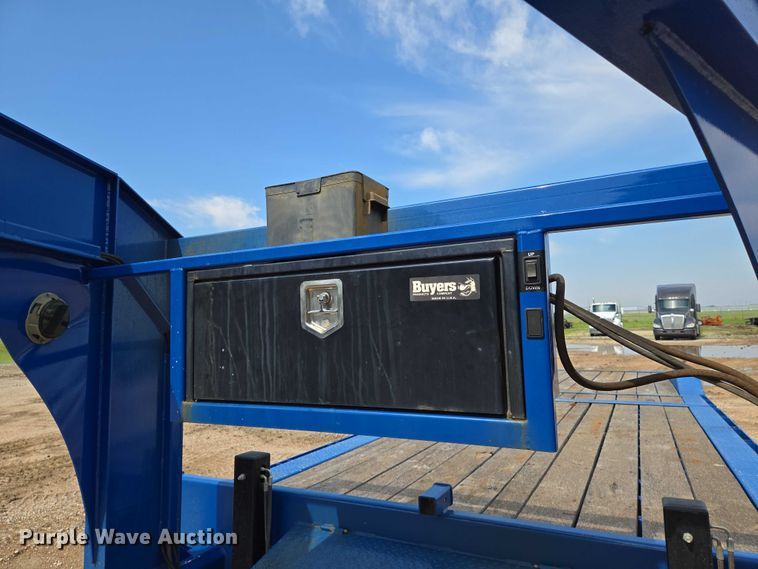 image for item EN8045 2020 Midsota TBWB-32 tilt deck equipment trailer