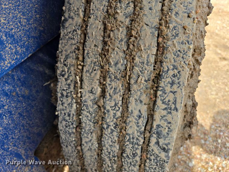 image for item EN8045 2020 Midsota TBWB-32 tilt deck equipment trailer