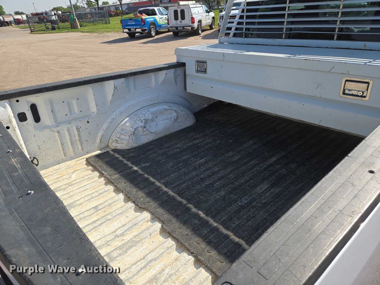 image for item EN8070 2019 Ford F250 Super Duty XL SuperCab pickup truck