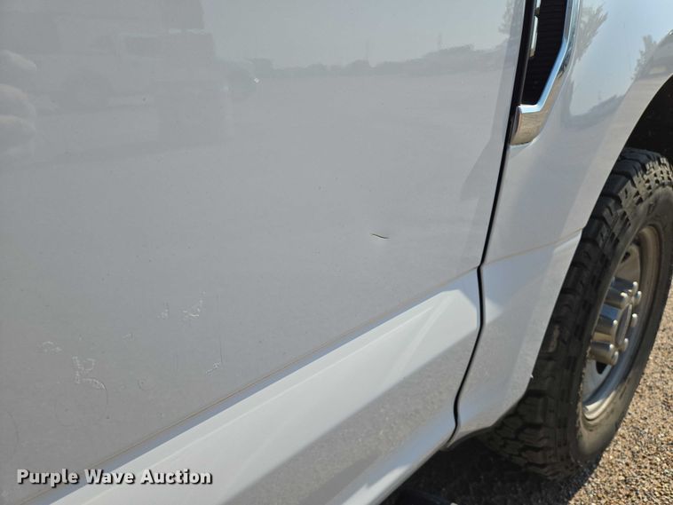 image for item EN8071 2019 Ford F250 Super Duty XL Crew Cab pickup truck