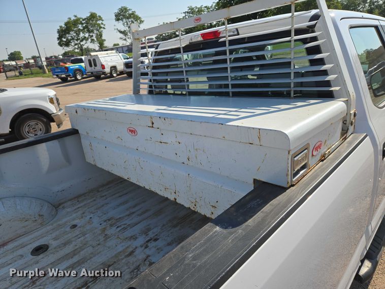 image for item EN8071 2019 Ford F250 Super Duty XL Crew Cab pickup truck