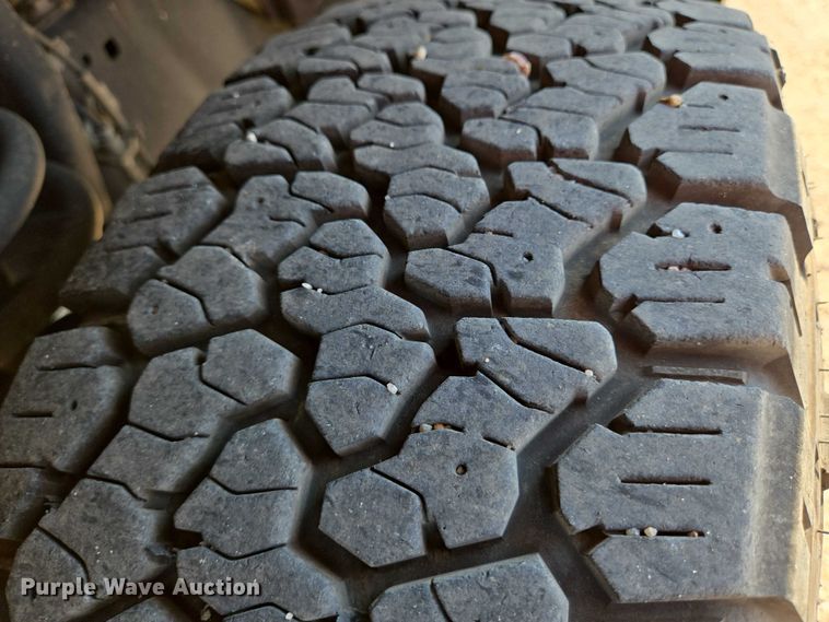 image for item EN8071 2019 Ford F250 Super Duty XL Crew Cab pickup truck