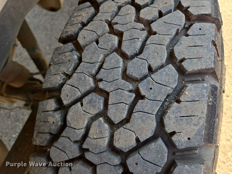 image for item EN8071 2019 Ford F250 Super Duty XL Crew Cab pickup truck