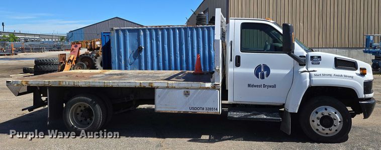 image for item EO0840 2005 Chevrolet  C4500 flatbed truck