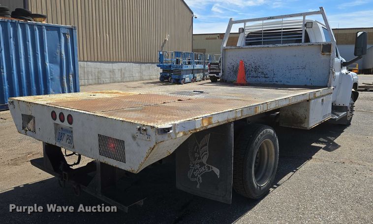 image for item EO0840 2005 Chevrolet  C4500 flatbed truck