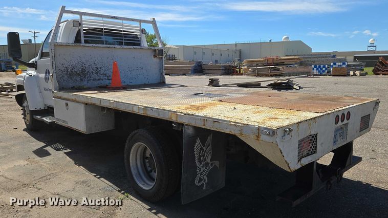 image for item EO0840 2005 Chevrolet  C4500 flatbed truck