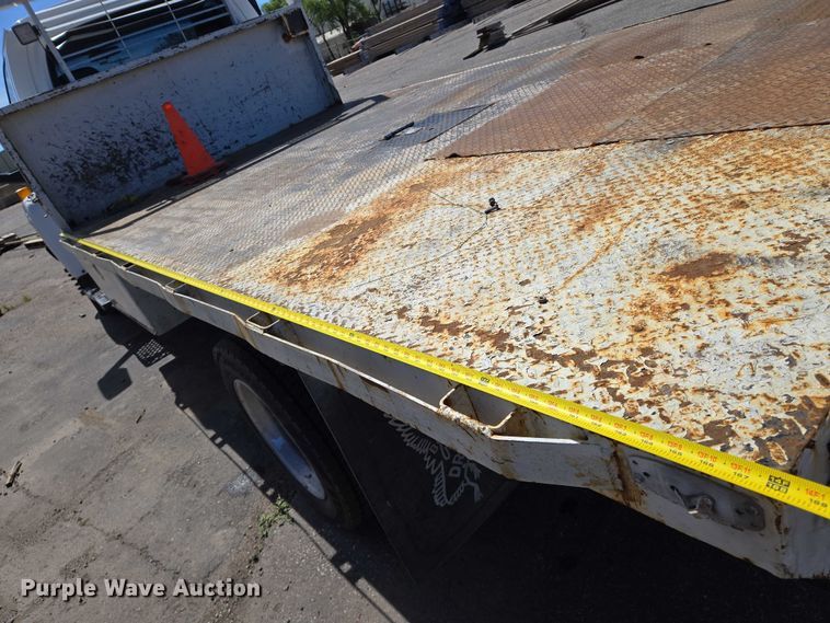 image for item EO0840 2005 Chevrolet  C4500 flatbed truck