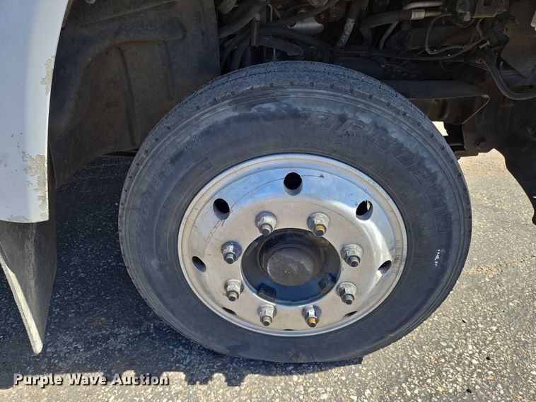 image for item EO0840 2005 Chevrolet  C4500 flatbed truck