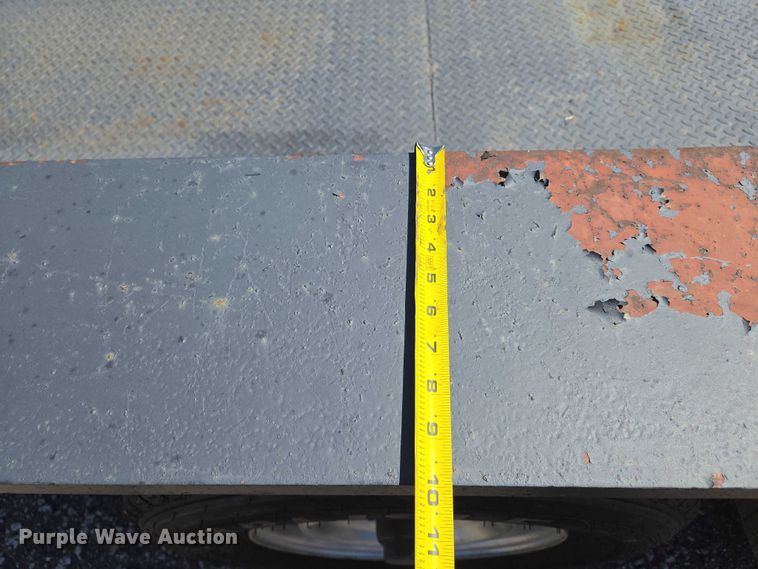 image for item EO0842 1990 Starlite utility trailer