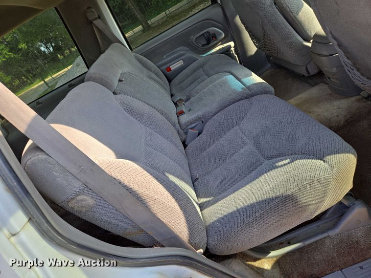 image for item EO0934 1999 Chevrolet Tahoe SUV