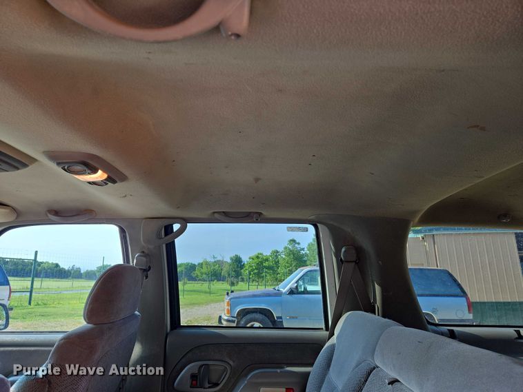 image for item EO0934 1999 Chevrolet Tahoe SUV