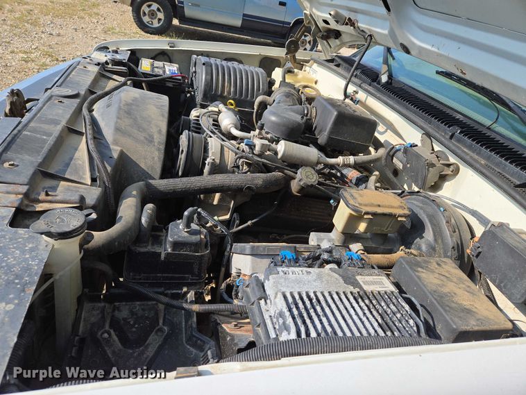 image for item EO0934 1999 Chevrolet Tahoe SUV