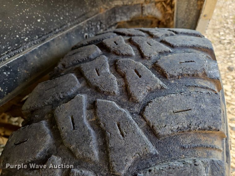 image for item EO0934 1999 Chevrolet Tahoe SUV