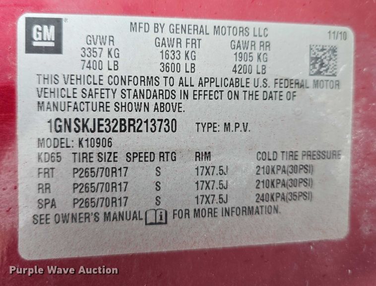 image for item EO1018 2011 Chevrolet Suburban 1500 SUV