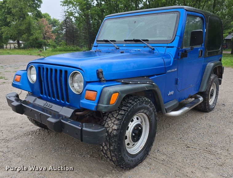 image for item EO1019 1999 Jeep Wrangler SUV